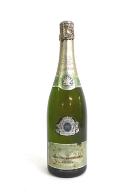 Lot 2096 - Veuve Clicquot The Queen's Silver Jubilee Cuvee 1970, vintage champagne U: 1cm inverted