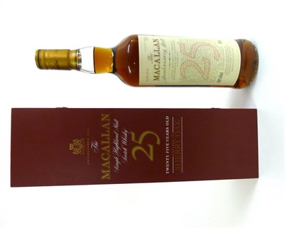 Lot 2374 - The Macallan 25 Year Old Sherry Oak Cask, 70cl, 43%, in original presentation case