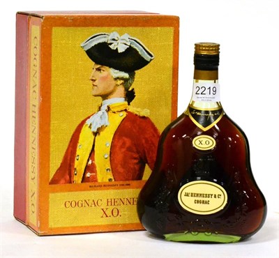 Lot 2219 - Hennessy XO (Old Style Label and Box), 24fl ozs, 70 proof, in original carton