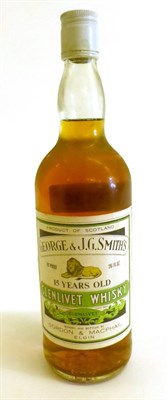 Lot 2530 - Glenlivet 15 Year Old George & J G Smith's Bottling, 26 2/3fl ozs, 70 proof U: into neck