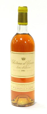 Lot 2128 - Chateau d'Yquem 1981, Sauternes U: top shoulder