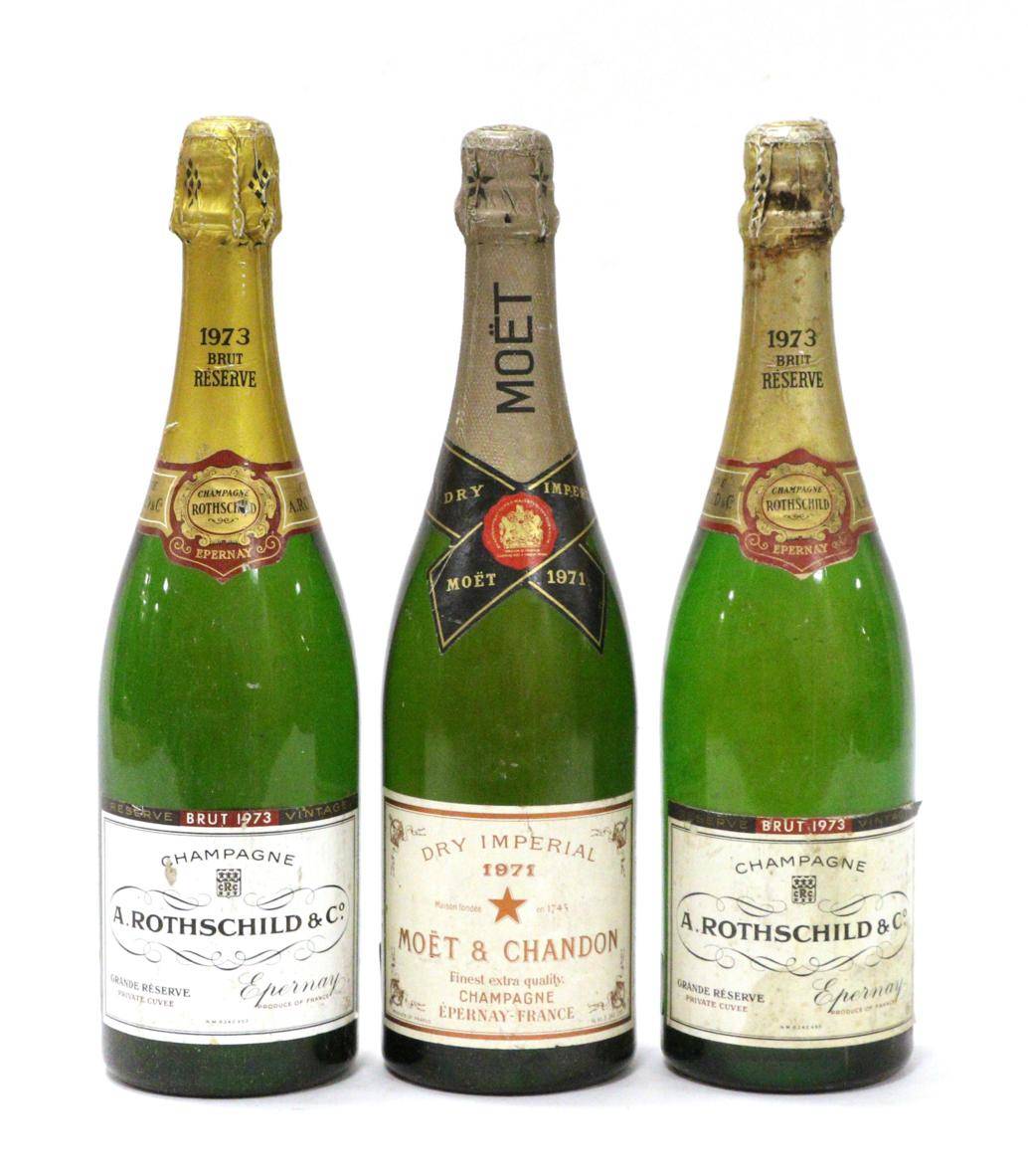 Lot 2164 - Moet et Chandon 1971, vintage champagne; Alfred Rothschild et Cie Grande Reserve Brut 1973, vintage