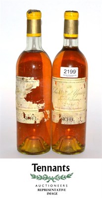 Lot 2199 - Chateau d'Yquem 1968, Sauternes (x8) (eight bottles) U: mostly top shoulder, all labels and...