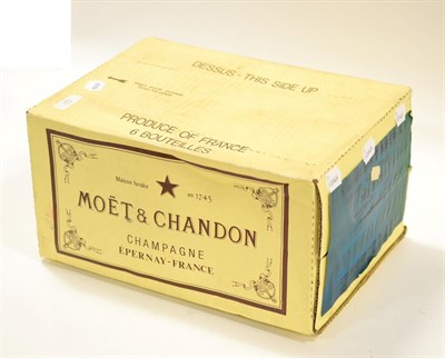 Lot 2219 - Moet & Chandon Brut Imperial NV, half case, oc (six bottles)