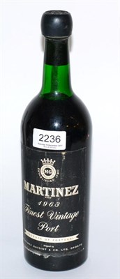 Lot 2236 - Martinez 1963, vintage port  U: upper top shoulder, excellent capsule