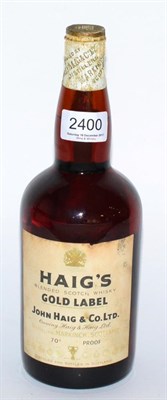 Lot 2400 - Haig's Gold Label Springcap, by appointment to H M The Queen, 70 proof