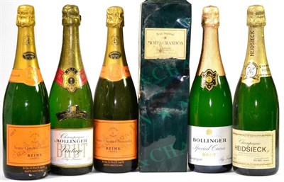 Lot 2104 - A Mixed Parcel of Champagne Comprising: Bollinger 1975; Veuve Cliquot NV (x2); Heidsieck NV;...