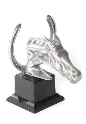 Lot 135 - A 1930s Mascot of a Racehorse Looking Through a Horseshoe, mounted to a display base, height 15cm