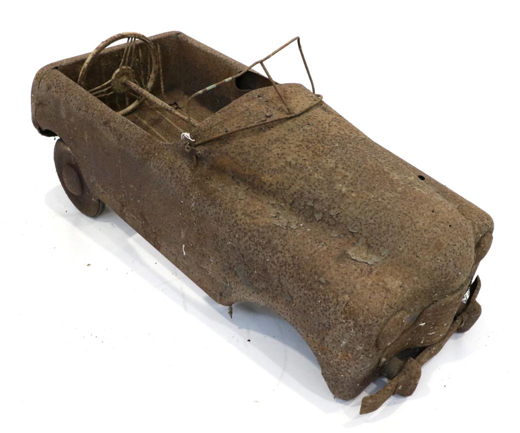 Lot 265 - A Triang ";T60 Ariel"; Vintage Pedal Car, circa mid 1950s, for restoration, pedals move freely...