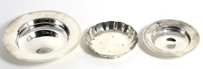 Lot 211 - Two Modern Silver Armada Dishes, London 1973 and Sheffield 2008, together with A Small Lobed Silver