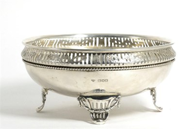 Lot 265 - An Edwardian Silver Bowl, Goldsmiths & Silversmiths, London 1909, with a pierced and engraved...