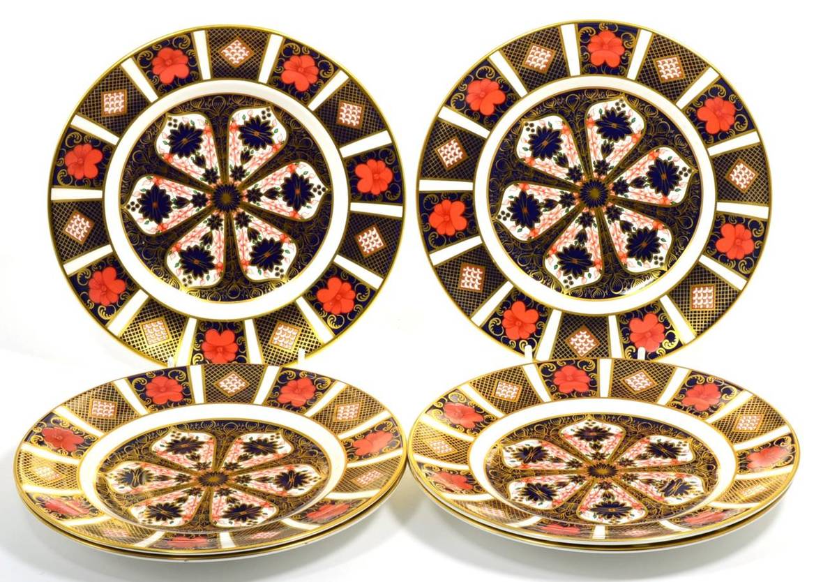 Lot 3 - A set of six Royal Crown Derby 1128 pattern Imari plates