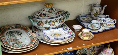 Lot 181 - An 18th century Chinese octagonal meat dish (a.f.), a 19th century Spode porcelain cup and saucers