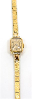 Lot 216 - A lady's diamond set Bucherer wristwatch