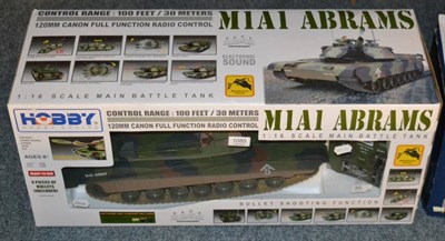 Lot 1085 - Hobby engine radio controlled M1A1 Abrams tank (E box E-G)