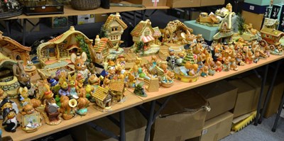 Lot 1142 - A large collection of 200+ Pendelfin models (most boxed)