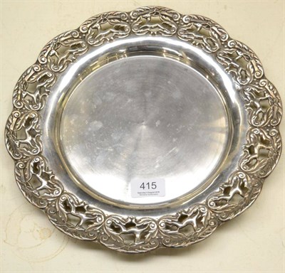 Lot 415 - A Continental circular silver dish, with English import marks for London 1967,  the border...