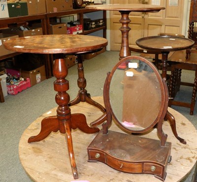 Lot 1054 - A group of four various occasional tables/tripod tables; and a toilet mirror