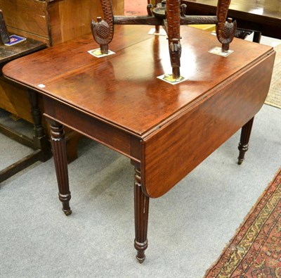 Lot 1209 - A William IV mahogany Pembroke table