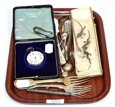 Lot 284 - A small group of silver to include various Victorian and later flatware; a silver cased open...