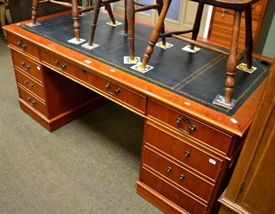 Lot 1216 - A reproduction pedestal desk