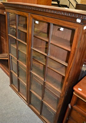 Lot 1082 - A bookcase and a mirror frame
