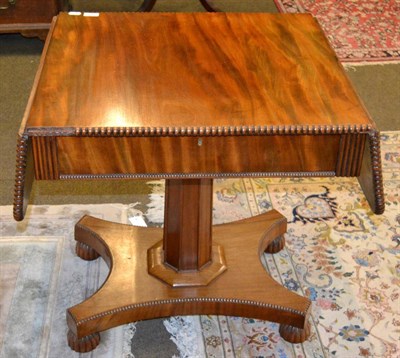 Lot 1282 - A William IV mahogany pedestal table