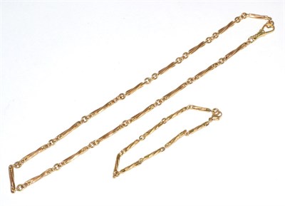 Lot 74 - A 9 carat gold fancy link chain, length 47cm and a matching bracelet, length 18.5cm (2)