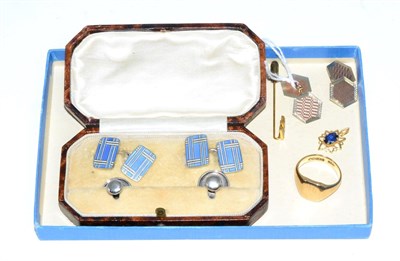 Lot 188 - A pair of 9 carat two colour gold double cufflinks, octagonal engine turned plaques in rose and...