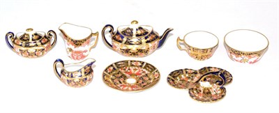 Lot 189 - A collection of Royal Crown Derby Imari palette miniature wares (7)