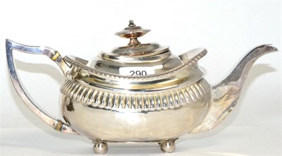 Lot 290 - A George III silver teapot by Solomon Hougham, London 1811