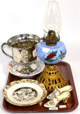 Lot 314 - A Victorian oil lamp with painted glass reservoir, a silver lustre twin handled trophy cup