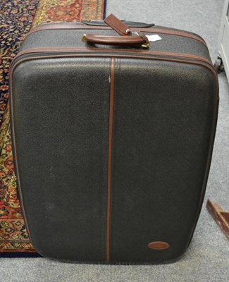 Lot 1314 - Mulberry large black Scotchgrain leather hard suitcase/travel case, trimmed in burgundy leather...