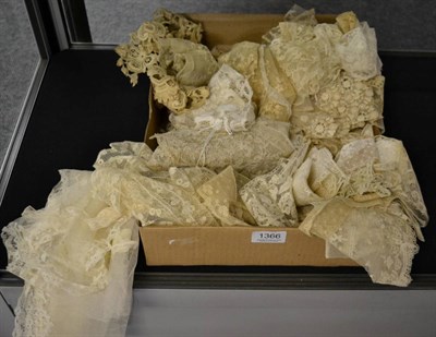 Lot 1366 - Assorted mainly 19th century lace, including Brussels applique lace lappet and trims, other...