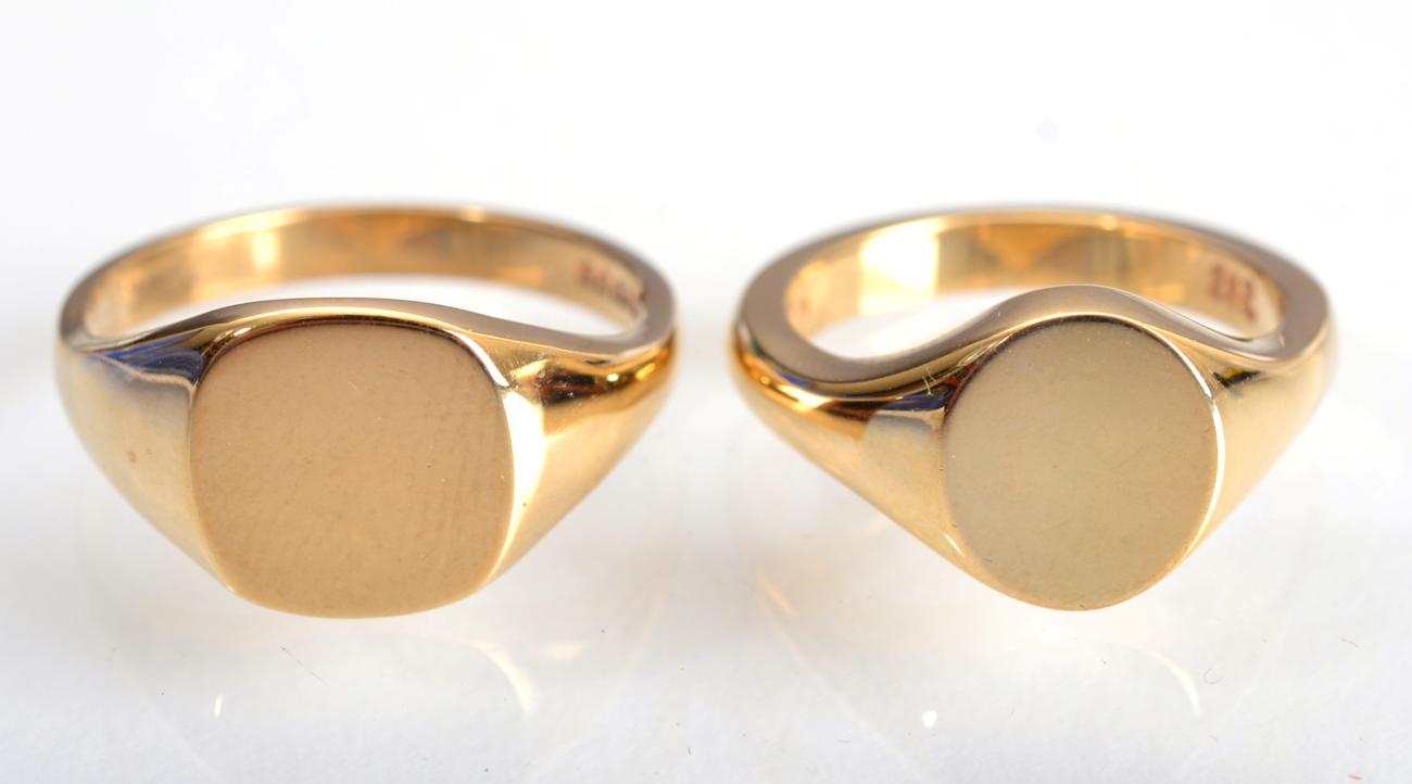 Lot 93 - Two 9 carat gold signet rings, finger size O and V