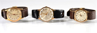 Lot 101 - A Sekonda precision 9 carat gold cased gent's wristwatch; an Everite in 9 carat gold case; and...
