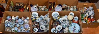 Lot 1087 - Five boxes of modern Chinese and other Oriental ceramics including decorative vases and jars,...