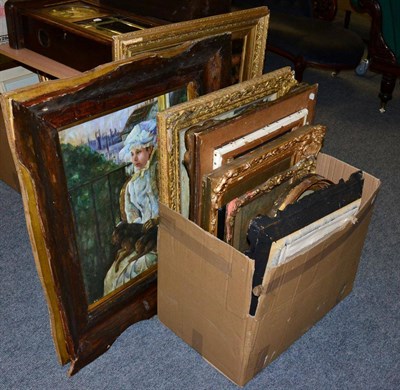 Lot 1095 - A quantity of pictures and frames and three lamps