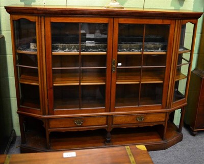 Lot 1285 - Late Victorian mahogany glazed bookcase / display cabinet