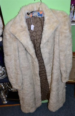 Lot 149 - Select furs brussels white mink textured coat