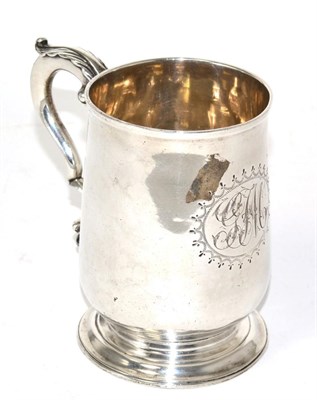 Lot 302 - A George III silver mug, WB, London 1794, engraved with initials to the front, 11.5cm high, 10.1ozt