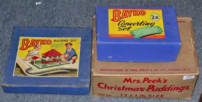 Lot 347 - Bayko&nbsp;sets 1 and 2 together with four boxes of loose Mecano