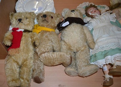 Lot 1146 - Three assorted mid 20th century yellow plush jointed teddy bears