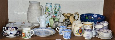 Lot 162 - Assorted 19th and 20th century ceramics to include a childs tea service; Spode coffee cans;...