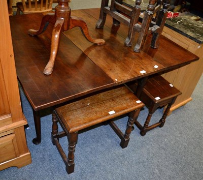 Lot 1172 - A 18th century cherry wood gateleg dining table