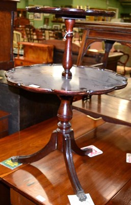 Lot 1286 - A mahogany two tier dumb waiter