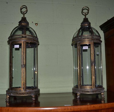 Lot 1420 - A pair of lanterns