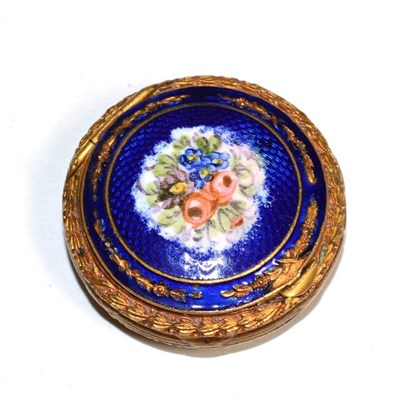 Lot 344 - An early 19th century guilloche enamel and handpainted compact, inscribed to interior 'Waterloo'