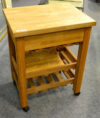 Lot 1112 - A butchers block