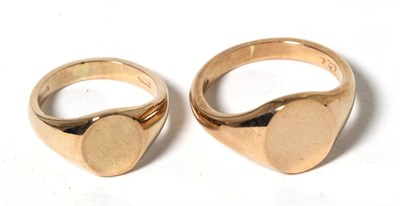 Lot 41 - Two 9 carat rose gold signet rings, finger size S1/2 and L